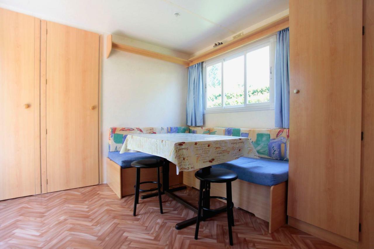 Camping Du Pont De St Gal Saint-Gal-sur-Sioule Extérieur photo