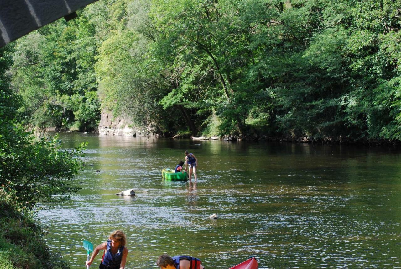 Camping Du Pont De St Gal Saint-Gal-sur-Sioule Extérieur photo